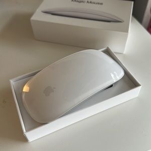 Apple Magic Mouse